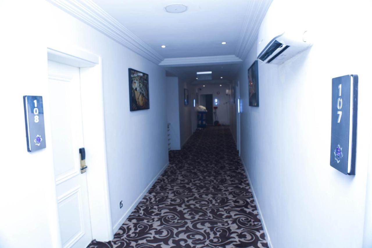 Summerset Continental Hotel Gana Mobushipe Exterior foto